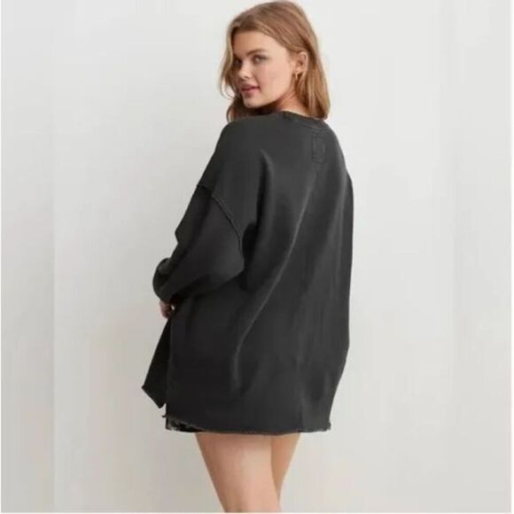 Aerie Down-To-Earth Oversized Pullover Crewneck Sweatshirt In Black - Picture 2 of 11
